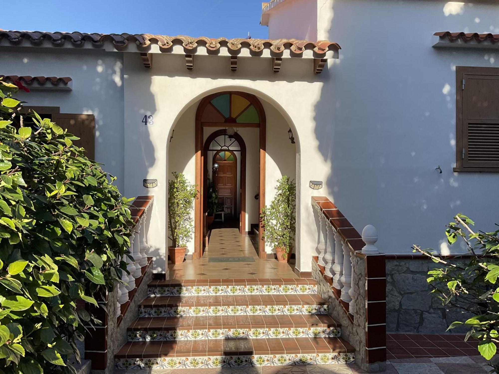 Santa Ana Villa Es Castell  Exterior photo